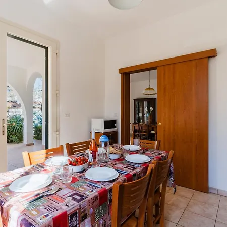 Holiday home Arneo By Barbarhouse